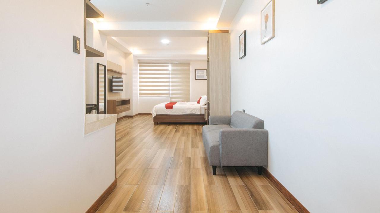 Reddoorz Plus @ Bez Tower And Residences San Juan San Juan  Εξωτερικό φωτογραφία