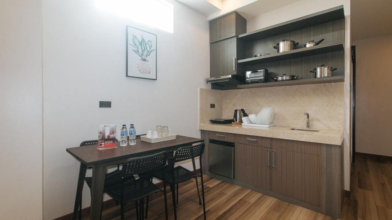 Reddoorz Plus @ Bez Tower And Residences San Juan San Juan  Εξωτερικό φωτογραφία