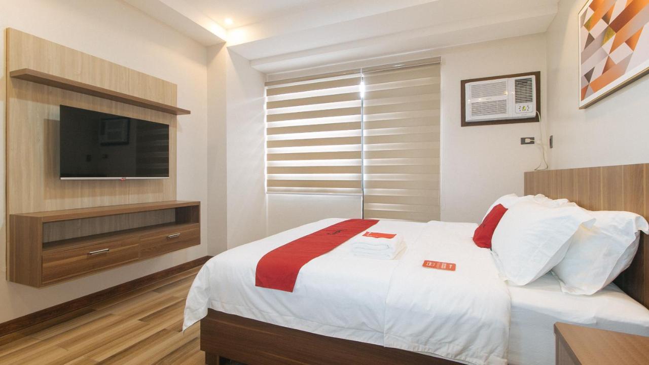 Reddoorz Plus @ Bez Tower And Residences San Juan San Juan  Εξωτερικό φωτογραφία